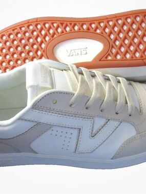 Vans CC Lowland Marshmallow and White Low-Top Sneakers Skate Shoes size 7.5 W/ 6